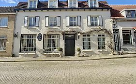 B&B Petit Chateau - Rust en Charme Nabij Gent, Brugge en de Zeeuwse kust
